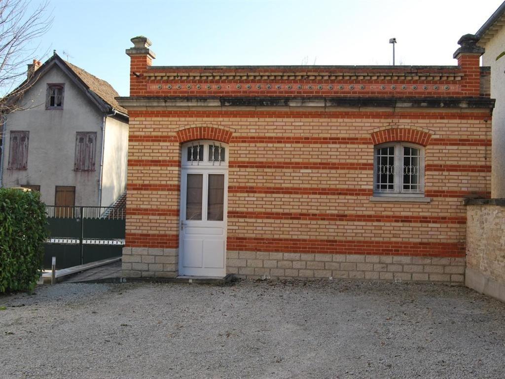 Gite La Tour Boileau Troyes Exterior photo